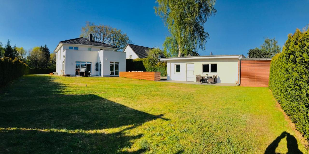 Wunderschoene Wohlfuehloase Im Gruenen Mit Innenstadtnaehe Ellerbek Exterior photo